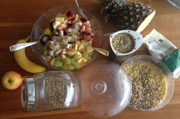 The gluten-free Erb-muesli: It lacks the juice of two oranges and a lemon, should be first. The gluten-free Erb-muesli: It lacks the juice of two oranges and a lemon, should be first.