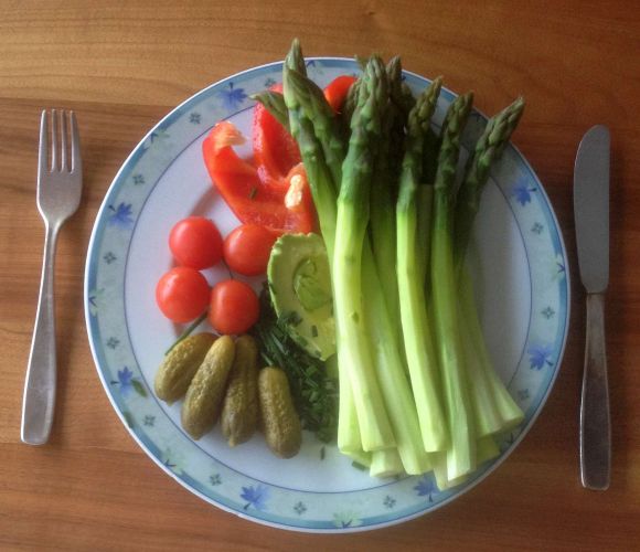 Natural asparagus, organic cucumbers in vinegar infusion, cherry tomatoes, sweet peppers, avocado. Natural asparagus, organic cucumbers in vinegar infusion, cherry tomatoes, sweet peppers, avocado.