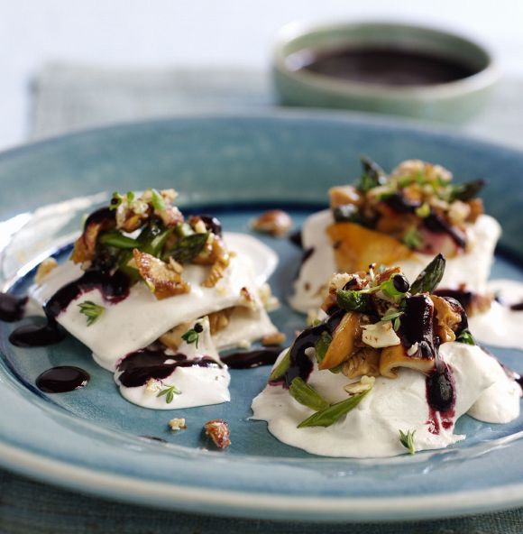 Ristorante vegano di cibi crudi "Pure food and wine", New York City. Niente latticini qui!