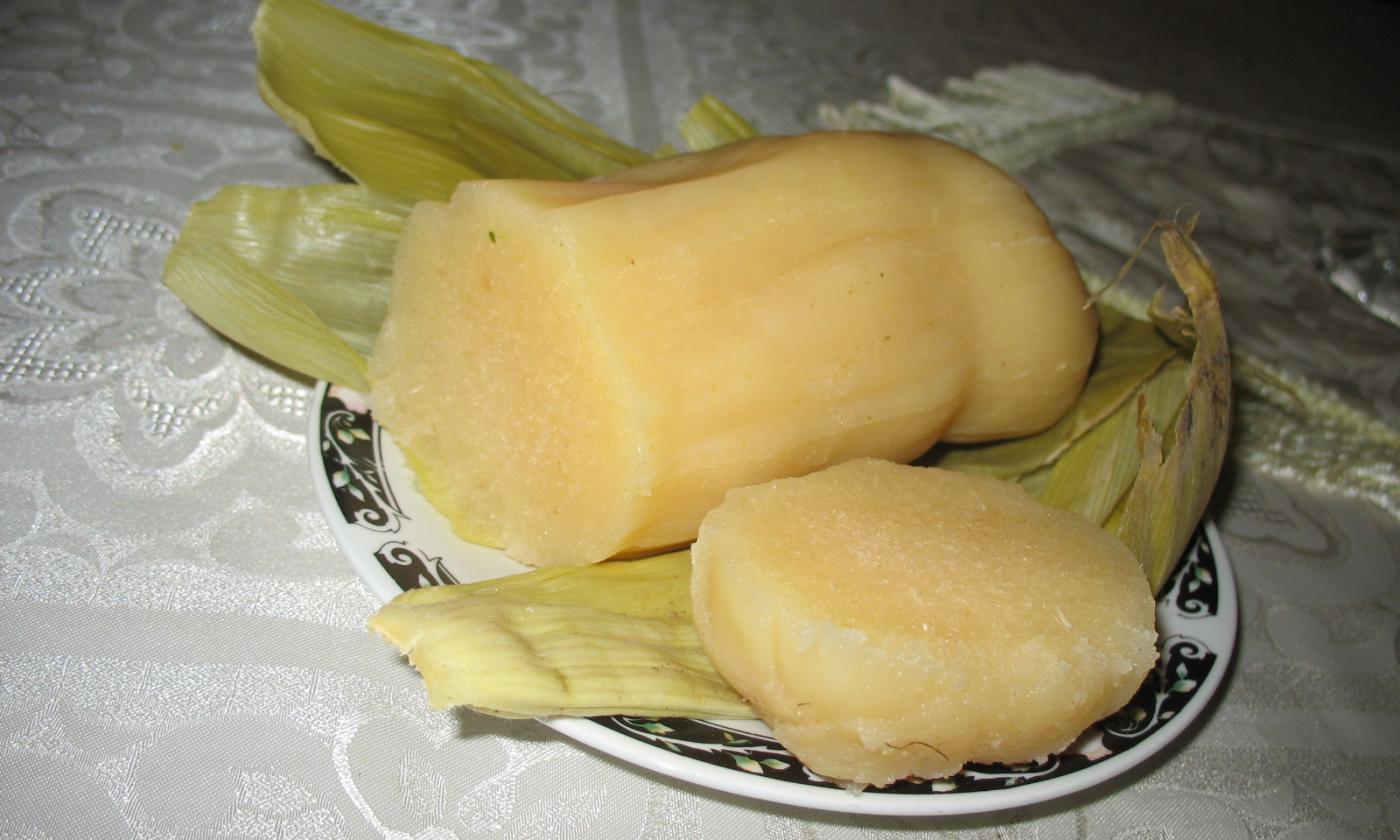 Yuca cocida dispuesta en un plato. Nombre en inglés: cassava. Yuca cocida dispuesta en un plato. Nombre en inglés: cassava.