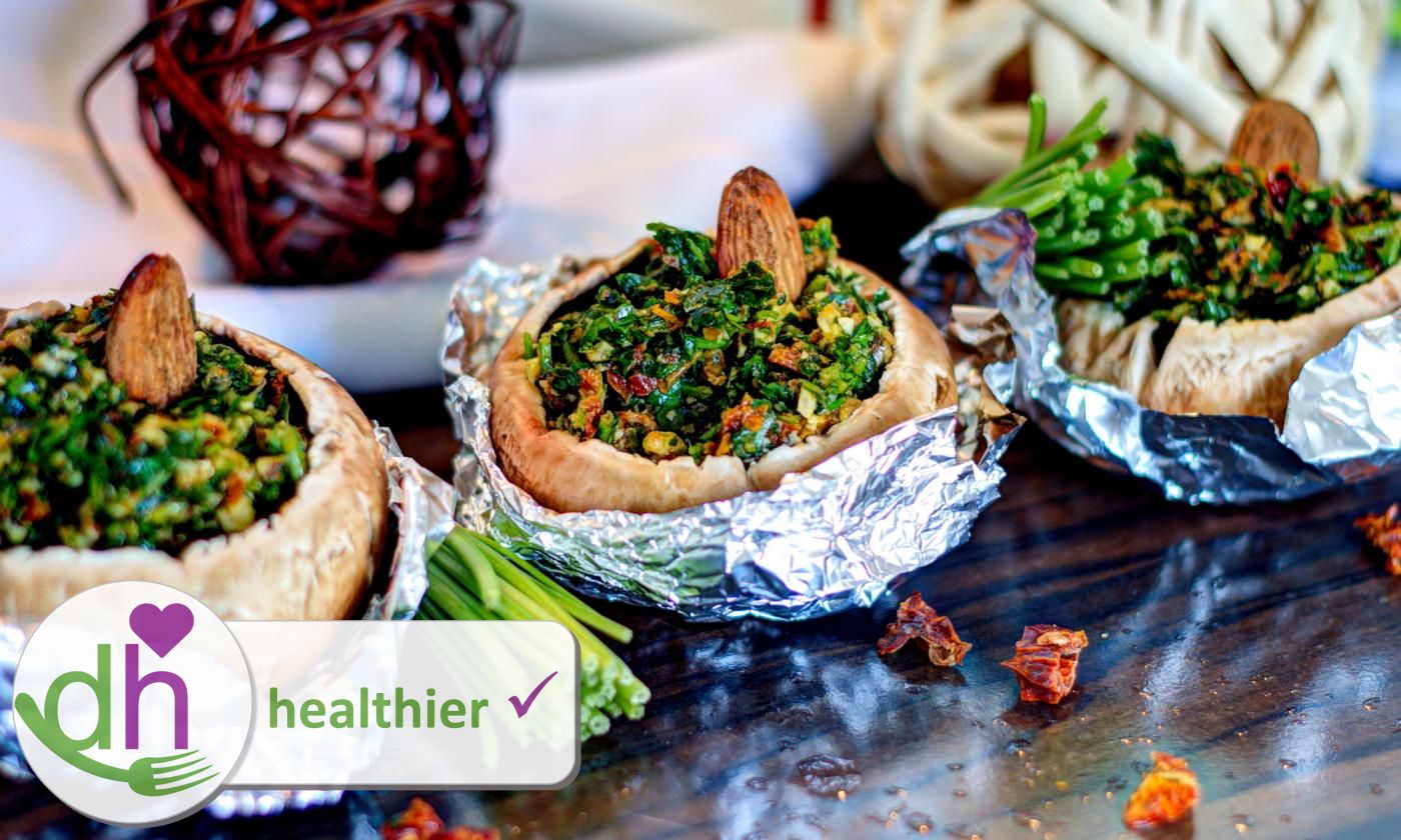 Фото оригинального рецепта "Фаршированные грибы" из книги "Rohvegan", Claudia Renner, стр. 70