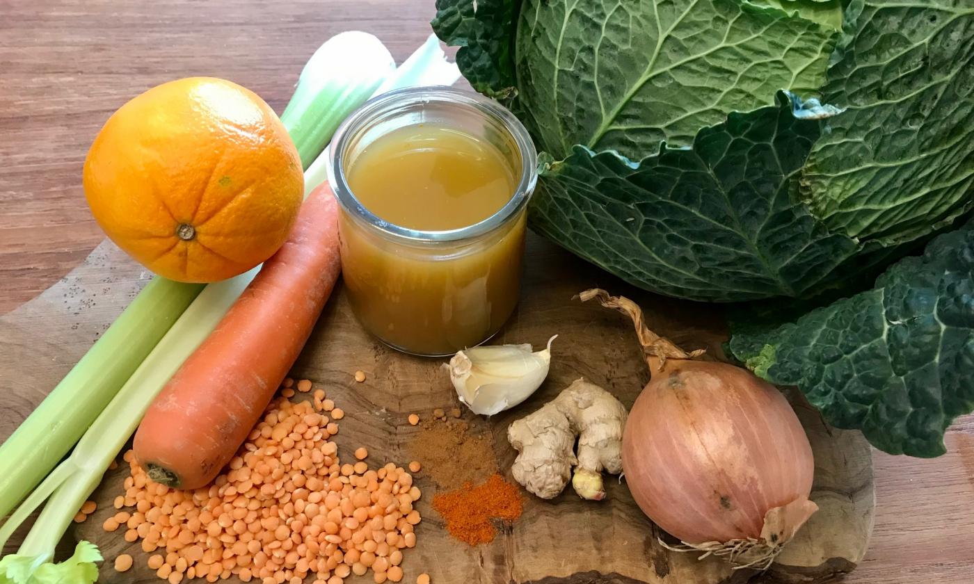 Ingredients provided for the "Savoy cabbage rolls with red lentils, carrots and ginger".