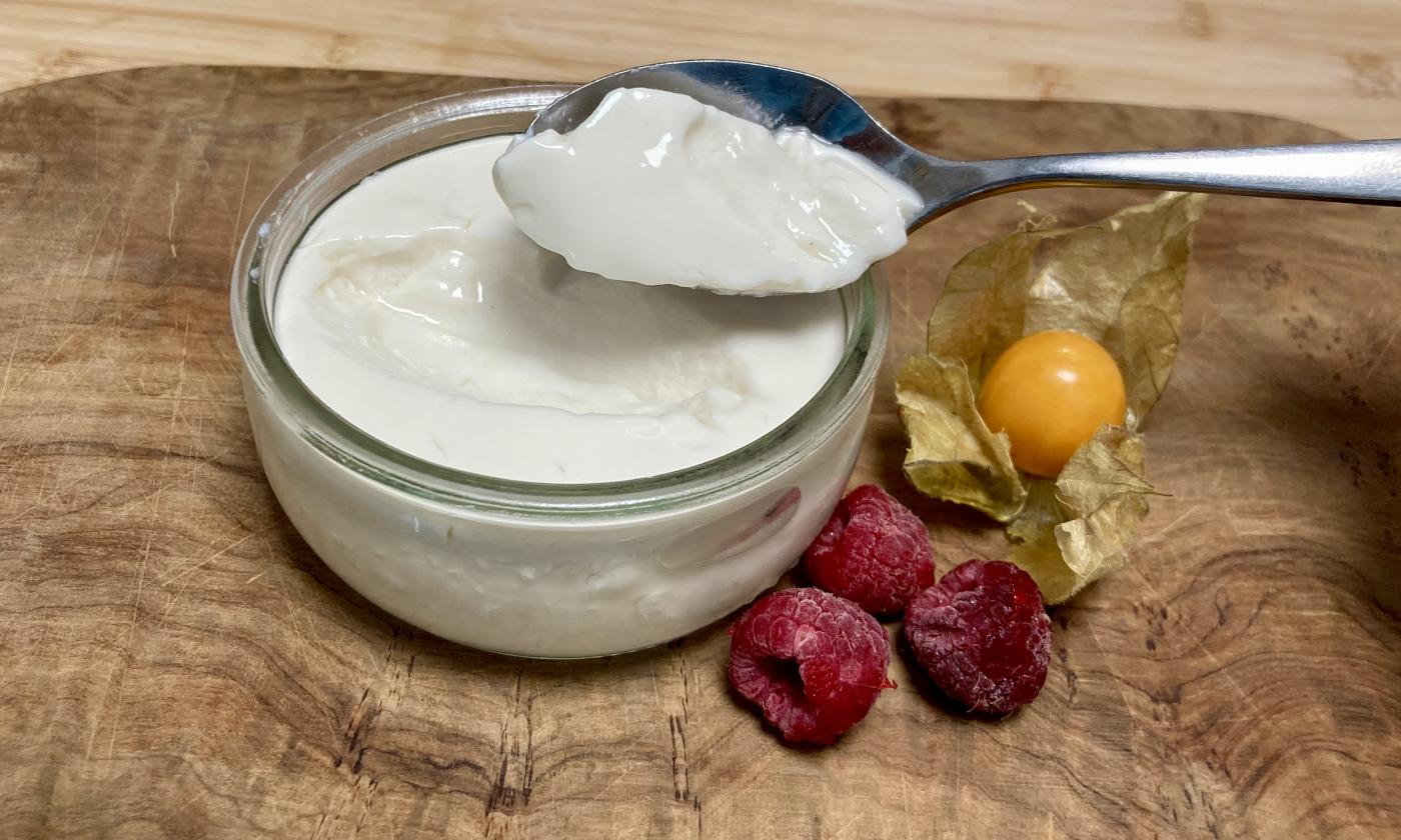 Rezeptbild vom "Roh-veganen Mandeljoghurt aus ganzen Mandeln mit Agar Agar".