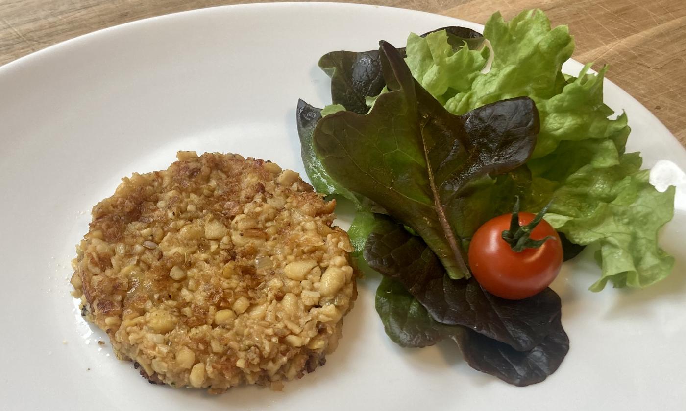Imagen de la receta de “empanadas de soja con copos de avena, cebolla y ajo” preparadas.