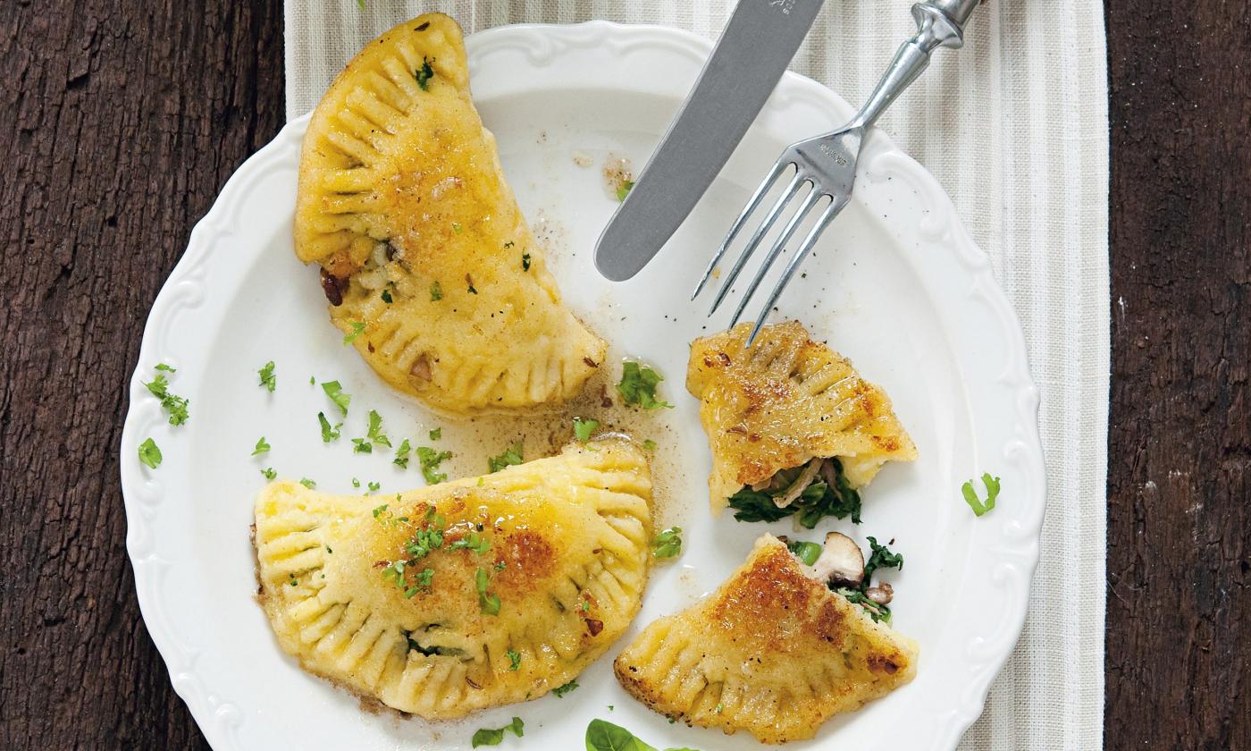 Kartoffelmaultaschen vegan mit Spinat und Champignons | Stiftung G+E