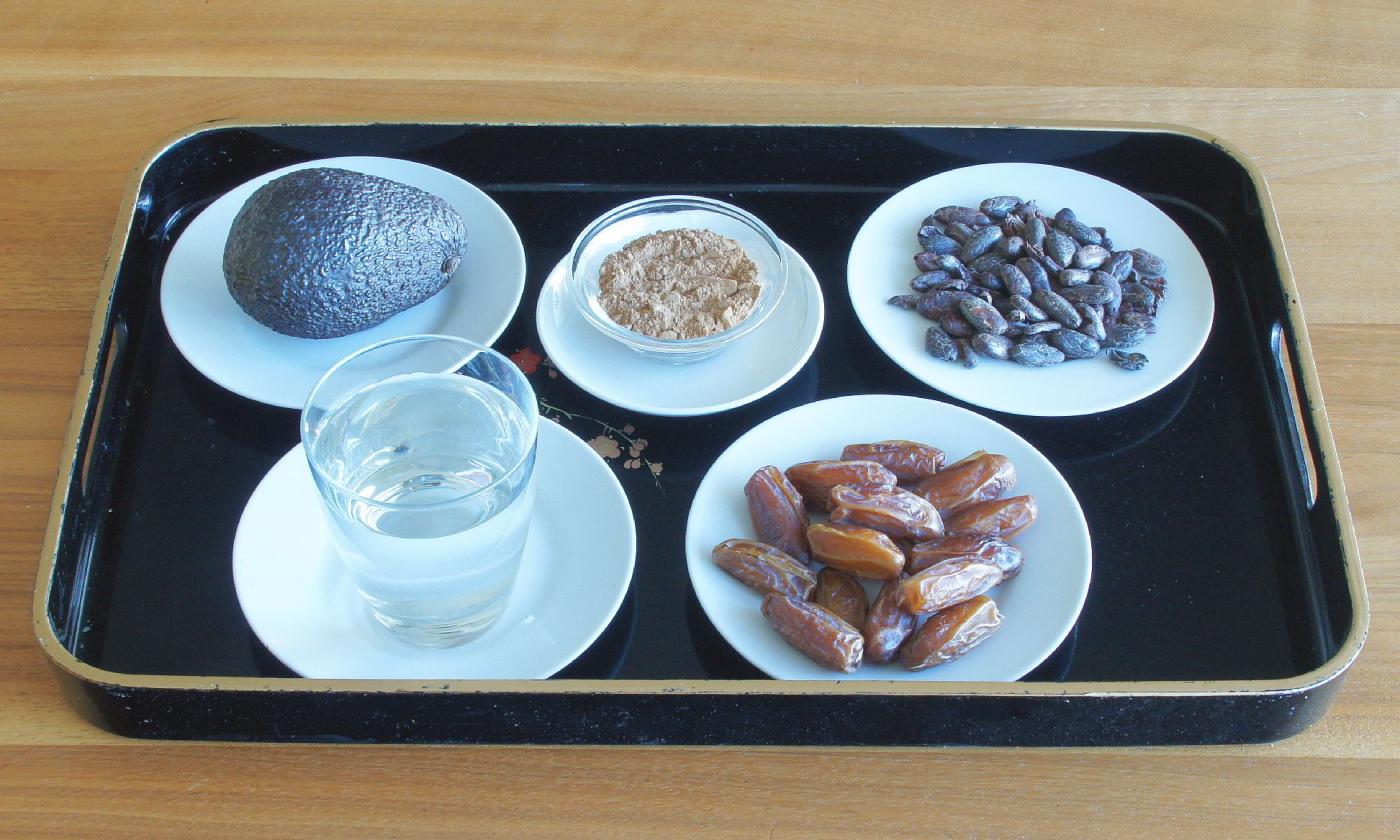 Rohe Schokoladencrème - Mise en Place: Die Bereitstellung der Zutaten ohne Küchengeräte.