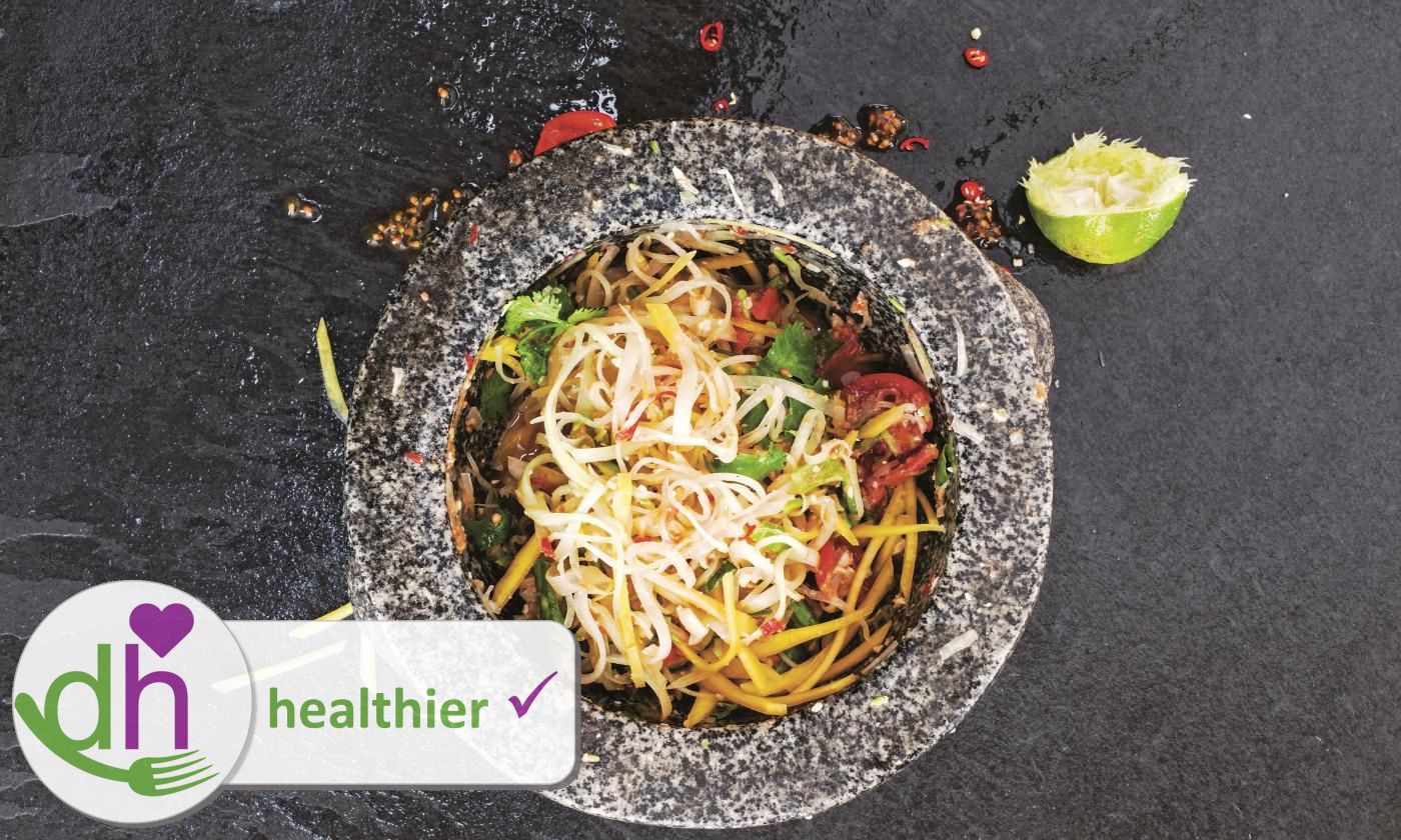 Picture of the original recipe "Som Tam Salad" from "Fresh vegan kitchen" (p. 65).