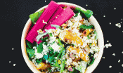 Imagen de la receta «Ensalada shawarma», del libro «Und was isst du dann?» página 120/121