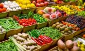 Die Farben von frischen Gemüsen und Früchten zeigen gewisse sekundäre Pflanzenstoffe an.