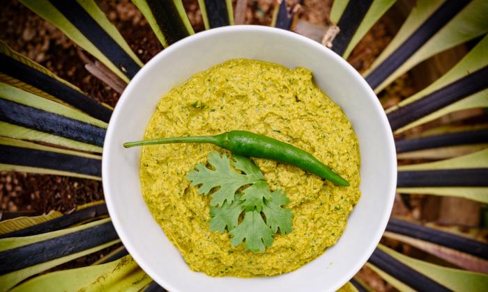 Pasta de curry laksa con cúrcuma y jengibre frescos