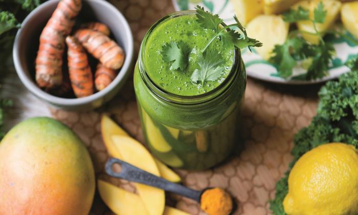 Tropical Turmeric Cleanser Green Smoothie | Foundation G+E