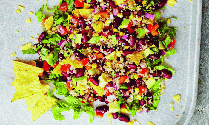 Mexican quinoa salad with beans, avocado and peppers | Foundation G+E
