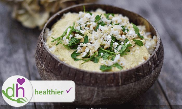 Saludable curry de coco y chirivía con coliflor y nueces