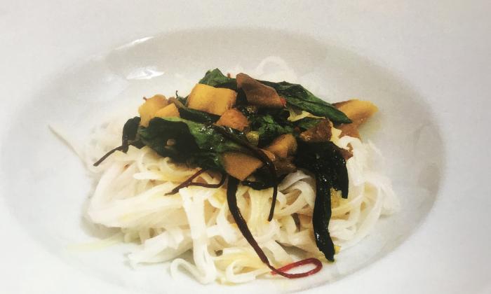 Mushroom pan with chard, oyster mushrooms and tomatoes | Foundation G+E