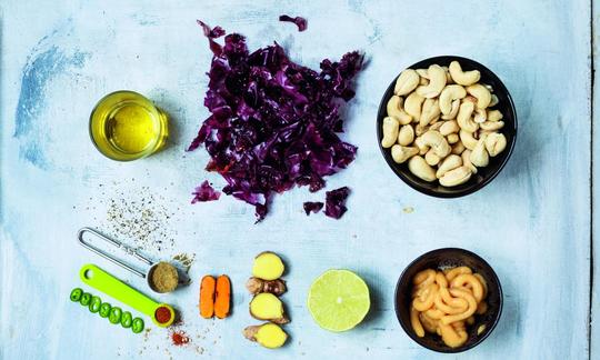 Ингредиенты для "Супа с кешью" из "Rohkost Power for you - 20 vegane & schnelle Gerichte", стр. 21