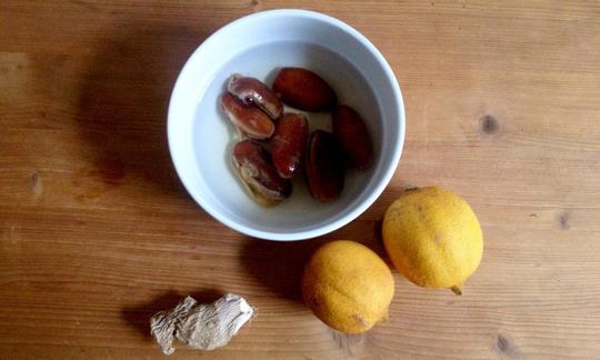 Zutaten für rohvegane Ingwerlimonade