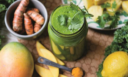Tropical Turmeric Cleanser Green Smoothie from the cookbook “Simple Green Smoothies”, p. 140
