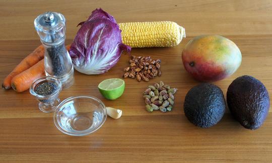 Ингредиенты для "Салата из батавии с овощами и манго". Всё необходимое кроме кухонных приборов.