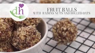 These nutritious fruit balls with raisins and rolled oats are perfect for people with a sweet tooth.