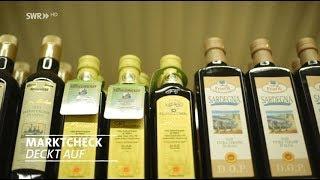Ein "Marktcheck"-Reporter zeigt, wie man bei angeblich hochwertigen Olivenölen panscht.