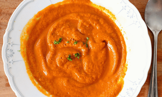 Raw vegan paprika and carrot soup with Italian herbs from Julia Rawsome - Nice with raw food.