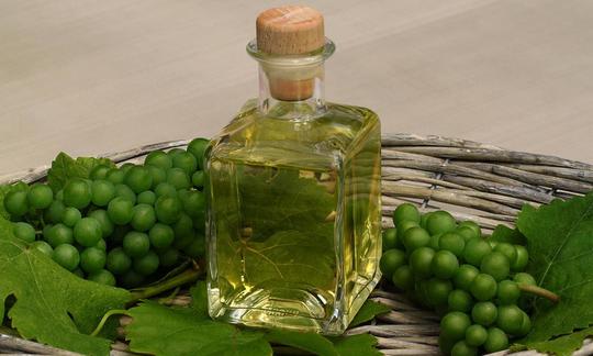 Aceite de semilla de uva (pepitas) | Fundación G+E Aceite de semilla de uva (pepitas) | Fundación G+E