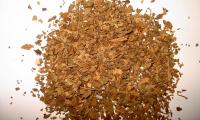 Herbs, spices, sugar, and salt: dried parsley (Petroselinum crispum)