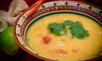 Ready-made "Quick red lentil soup with tomato, ginger and chili" in a bowl.